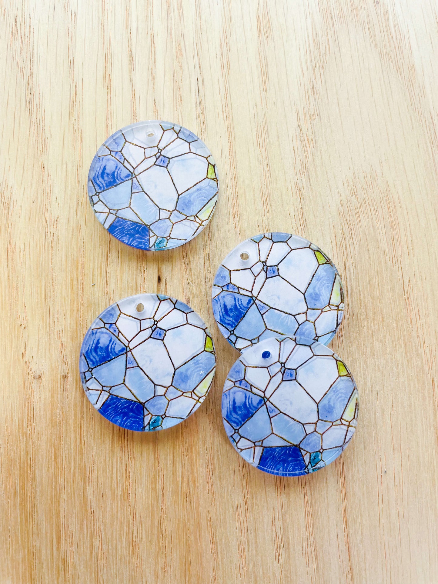 3cm Circle - Clear Acrylic - Stained Glass - 03