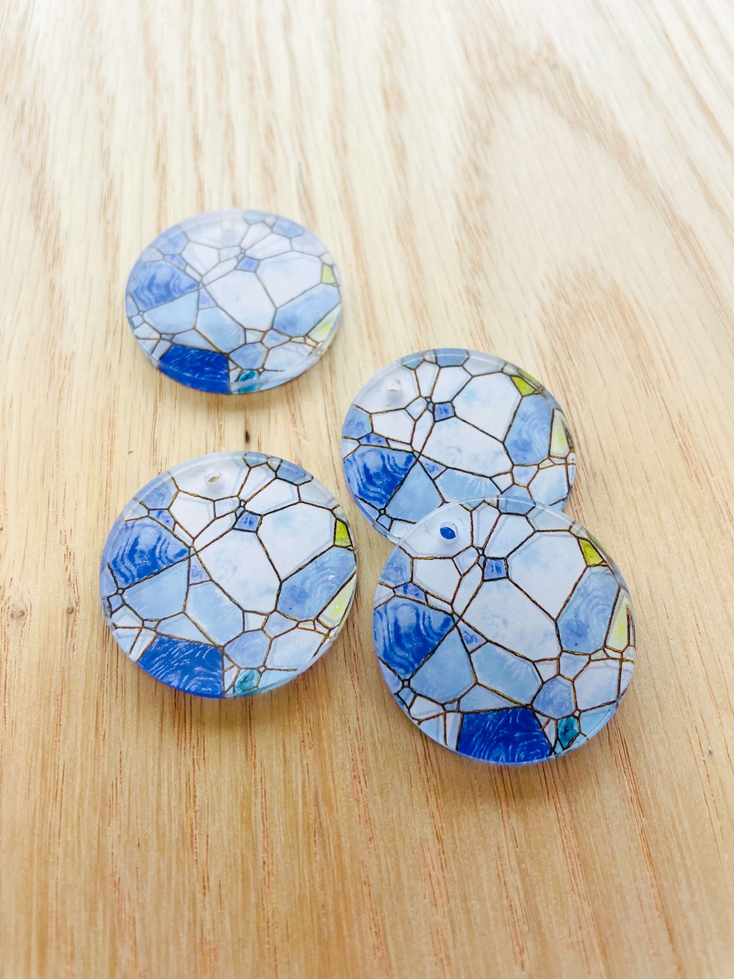3cm Circle - Clear Acrylic - Stained Glass - 03