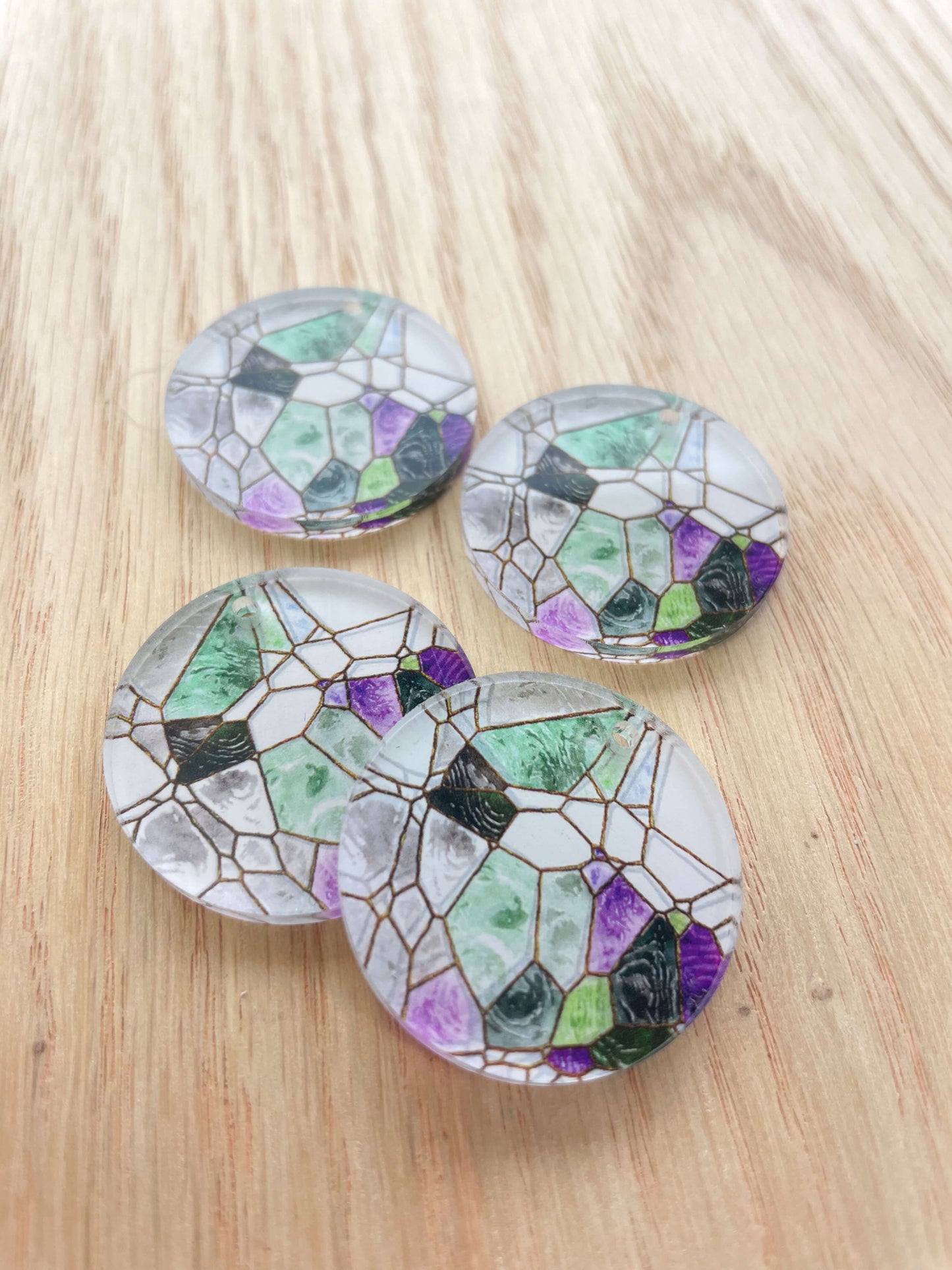 3cm Circle - Clear Acrylic - Stained Glass - 05