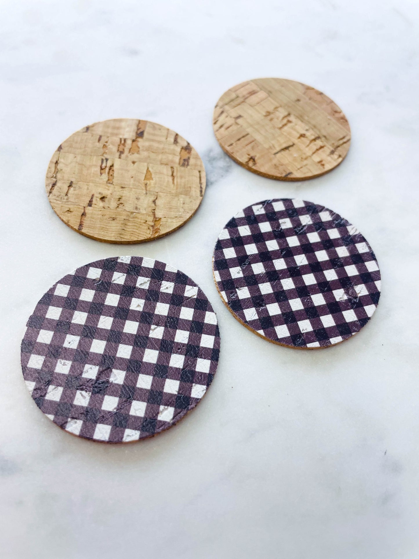 Cork - 4cm Circle - Basic Gingham - 01