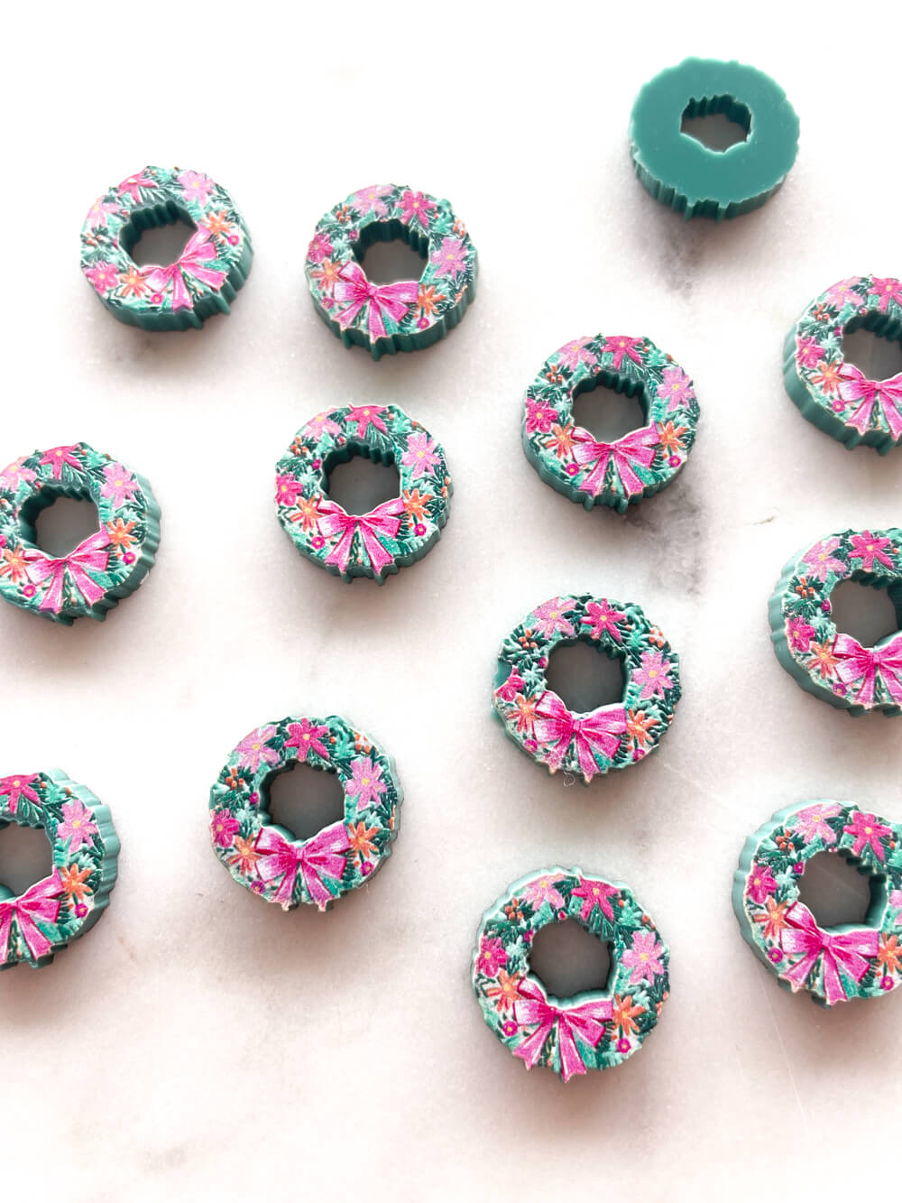 Huggies - Floral Wreath on Forest Green Acrylic