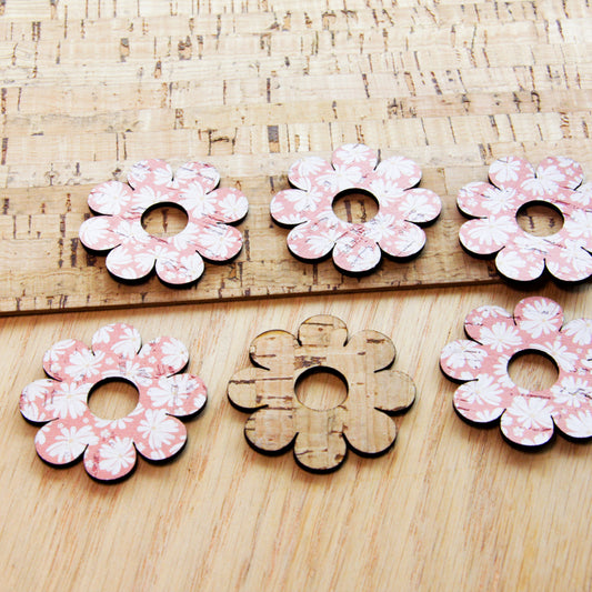 Cork - 40mm - Flower with large hole - Botanics - 17