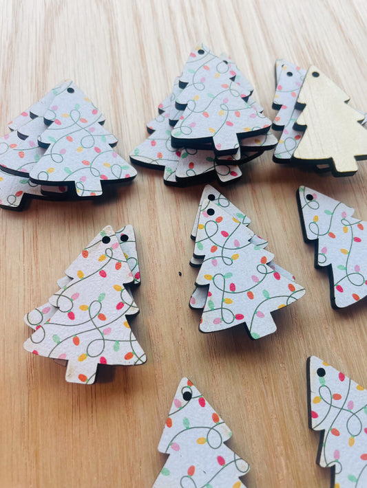 Wood - 4cm - Christmas Tree - 1 Hole - Christmas - 51