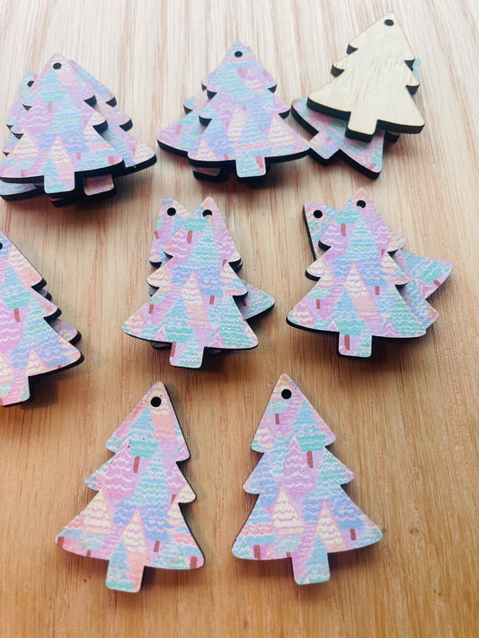 Wood - 4cm - Christmas Tree - 1 Hole - Christmas - 118