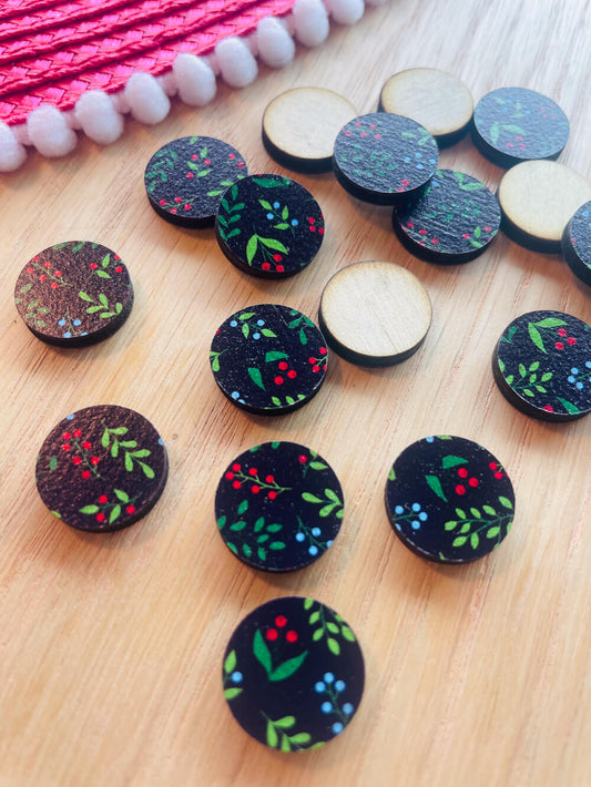 Wood - 15mm Circle- Studs - Christmas - 85