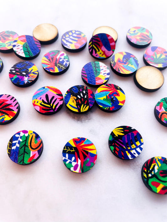 Wood - 15mm Circle- Studs - Bold Floral - 28