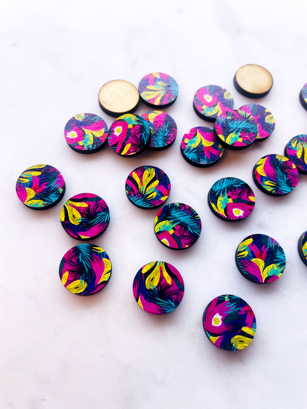 Wood - 15mm Circle- Studs - Summer - 23