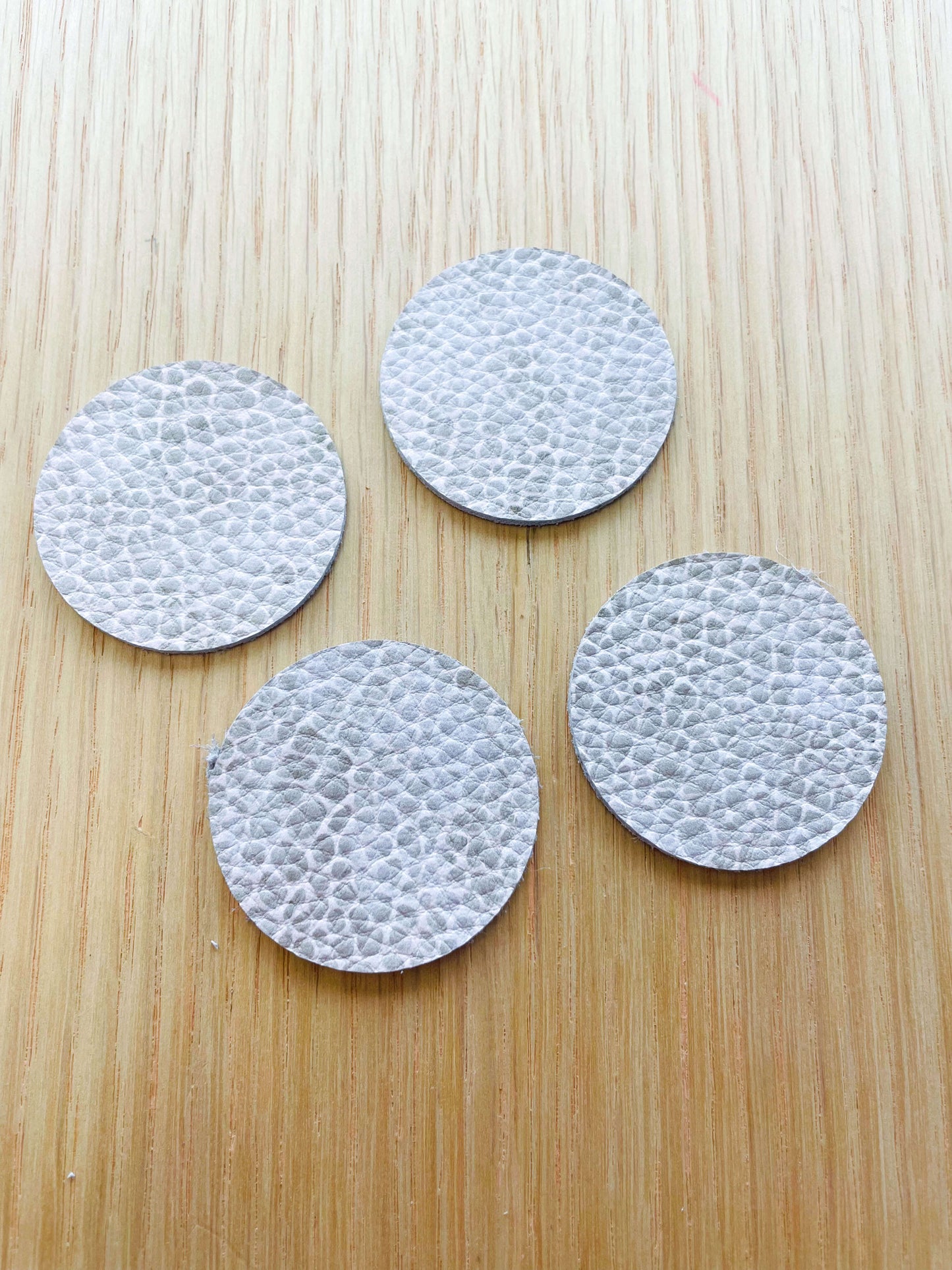 leather - Circle - 4cm - Safari - 06