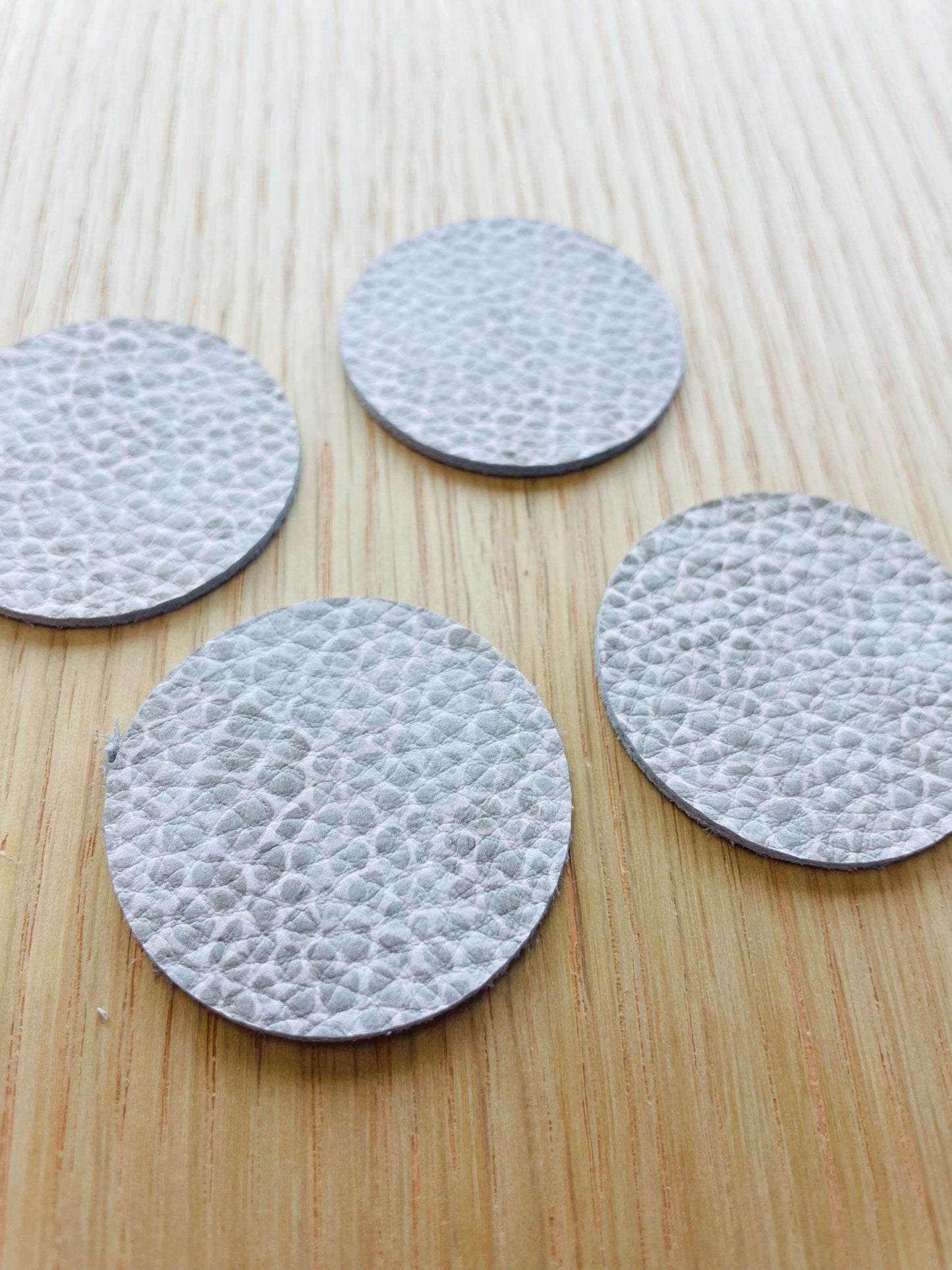 leather - Circle - 4cm - Safari - 06