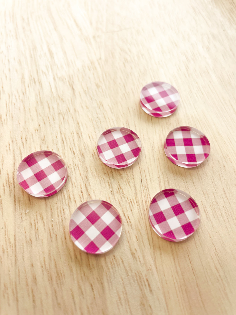 1.5cm Circle - Studs- Clear Acrylic - Basic Gingham - 17