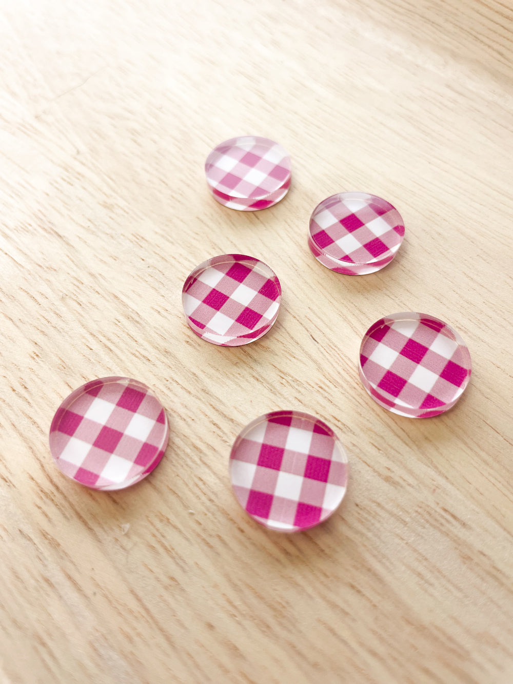 1.5cm Circle - Studs- Clear Acrylic - Basic Gingham - 17