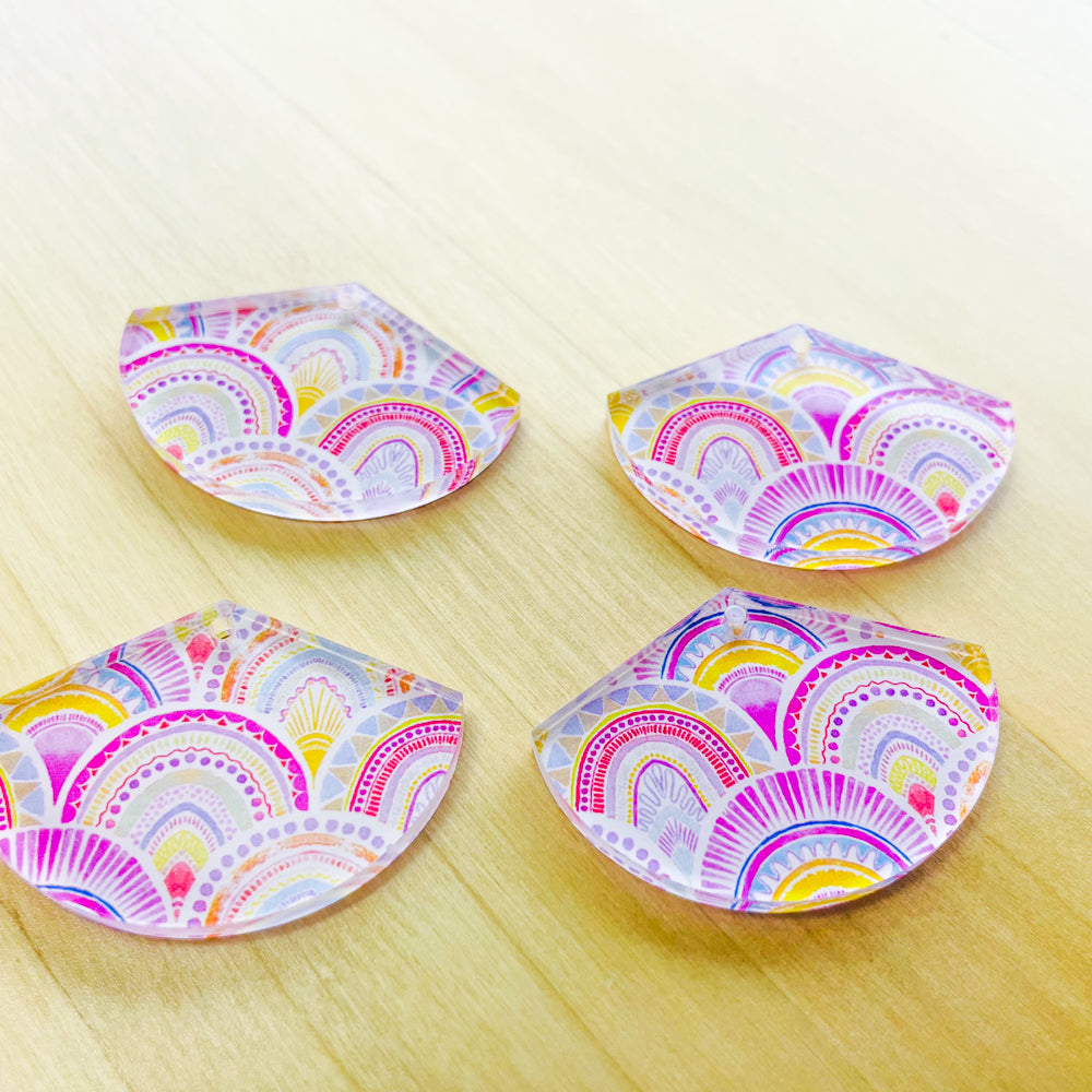 4x2.8cm - Fan - Clear Acrylic - Watercolour - 10