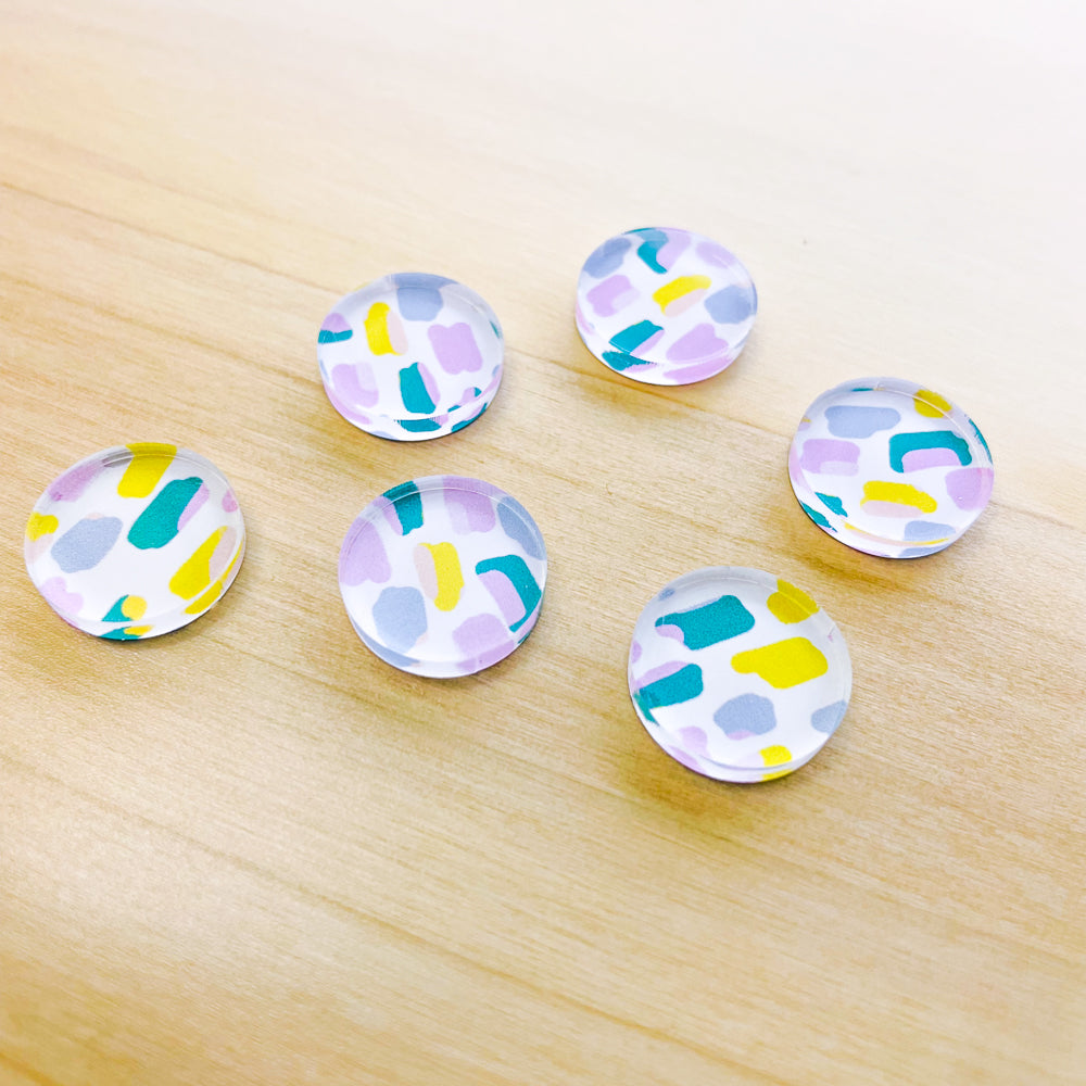 1.5cm Circle - Studs- Clear Acrylic - Beach Picnic - 08
