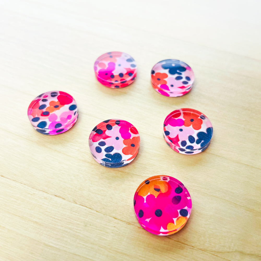 1.5cm Circle - Studs- Clear Acrylic - Summer - 08