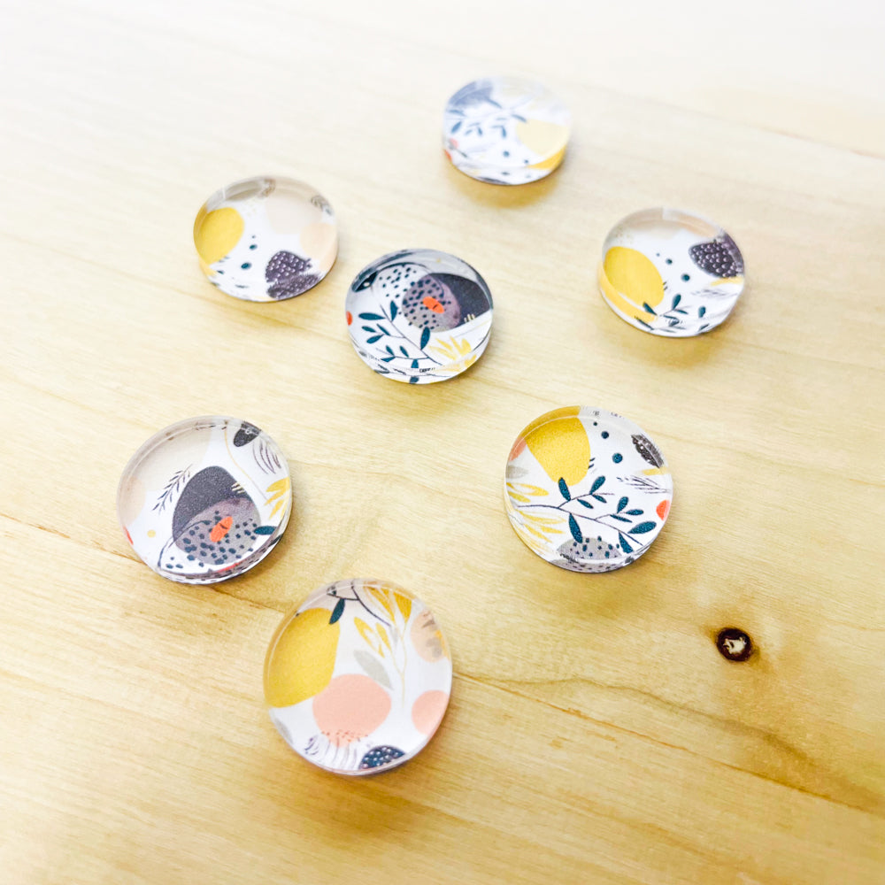 1.5cm Circle - Studs- Clear Acrylic - Boho - 08