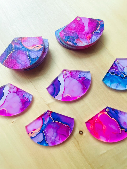 4x2.8cm - Fan - Clear Acrylic - Alcohol Ink - 12