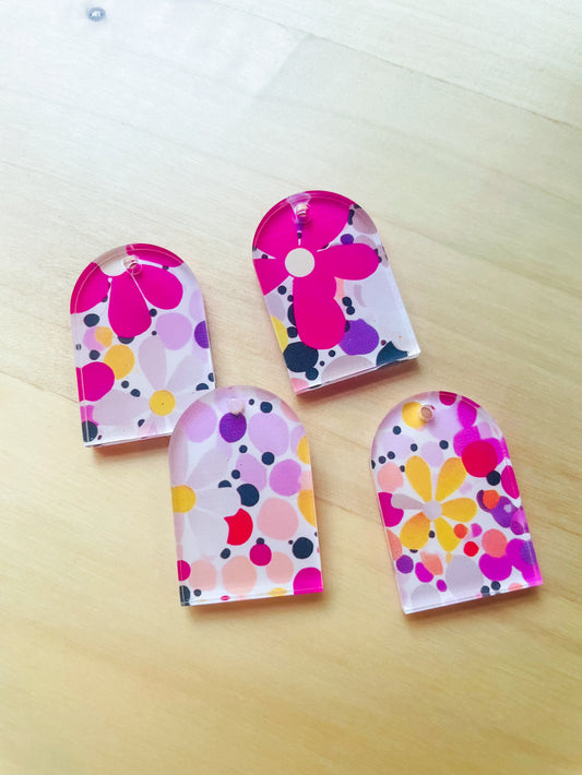 2x3cm - Arch -  Clear Acrylic - 1 Hole at Top -  Summer 27