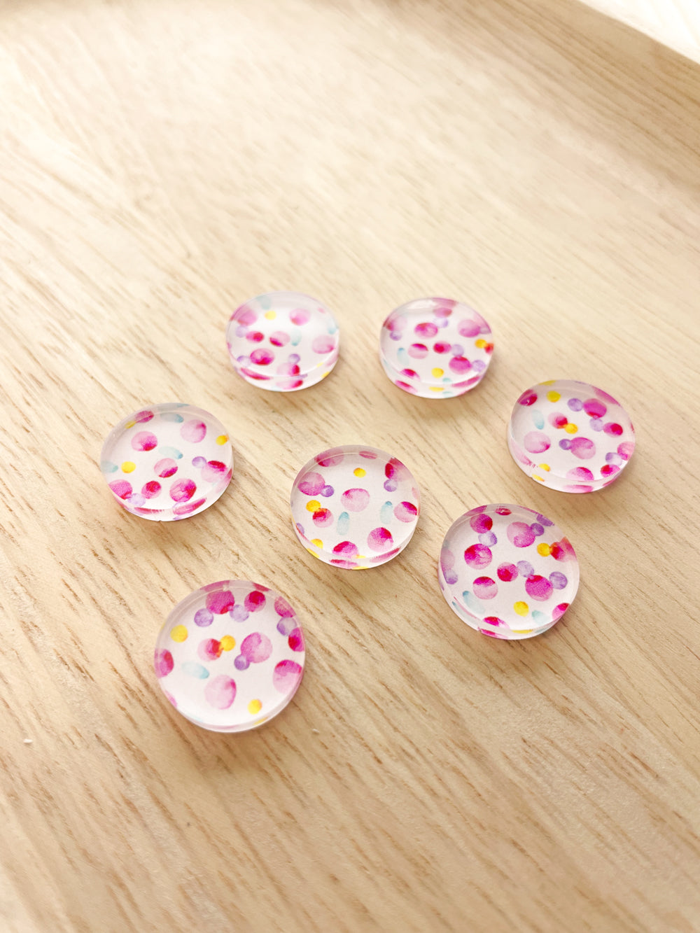 1.5cm Circle - Studs- Clear Acrylic - Watercolour - 107