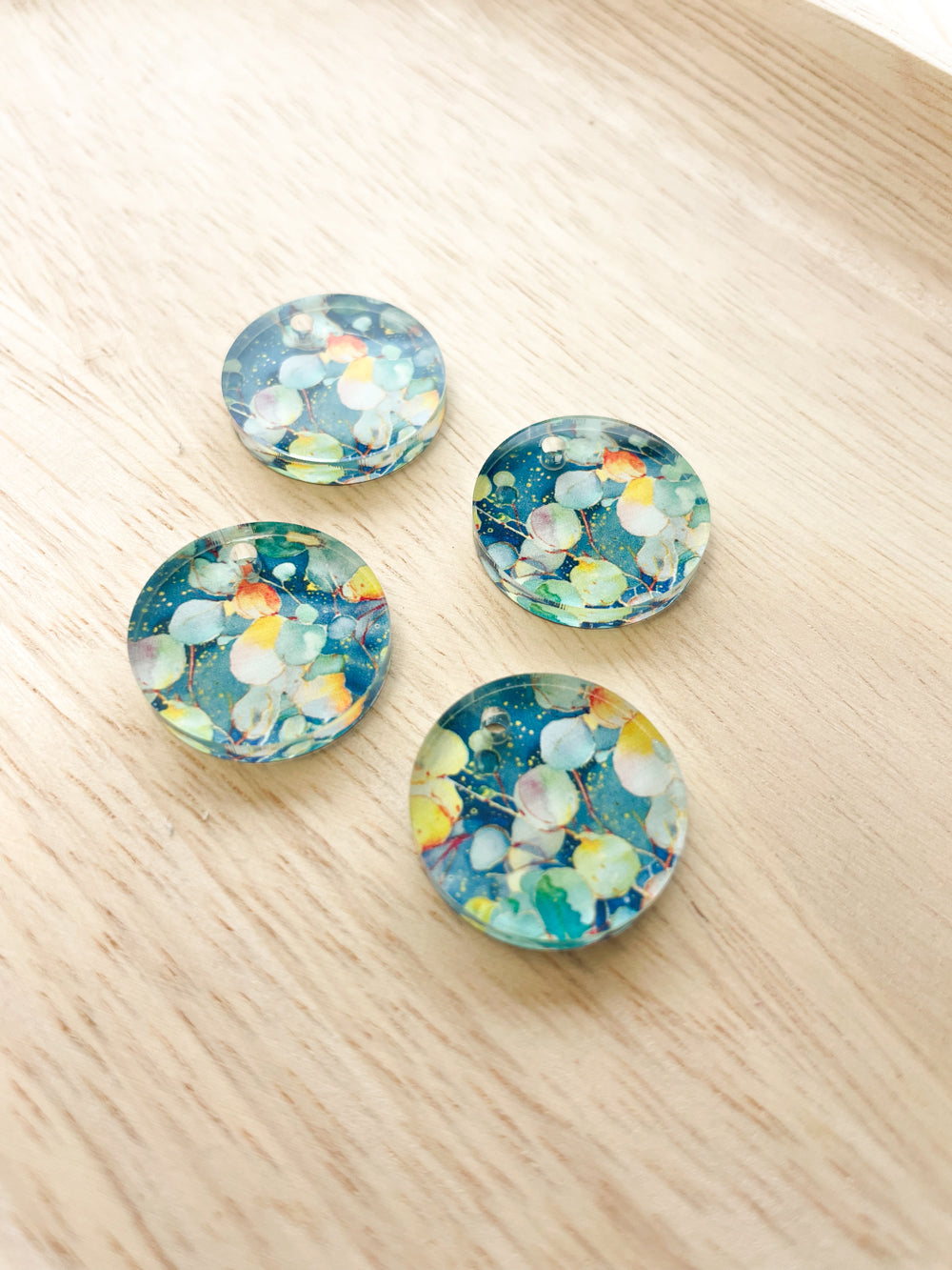 2cm Circle - Clear Acrylic - 1 Hole - Australian Native - 16