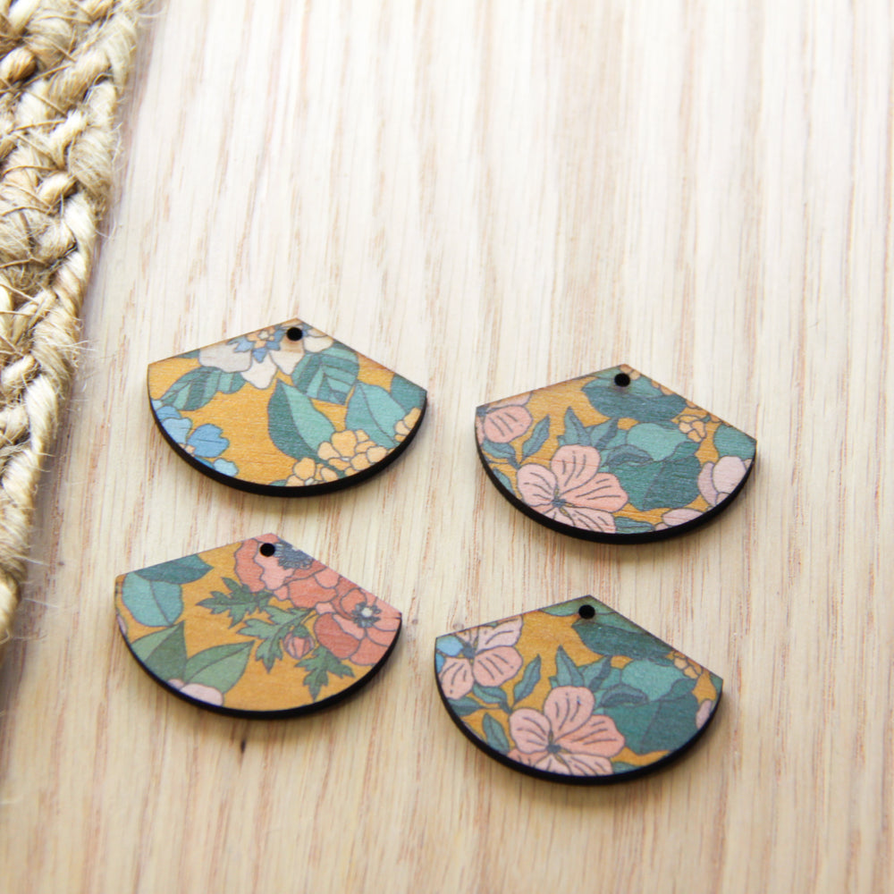 Fan Shape - 1 Hole - Natural Look Print in Australiana - 88