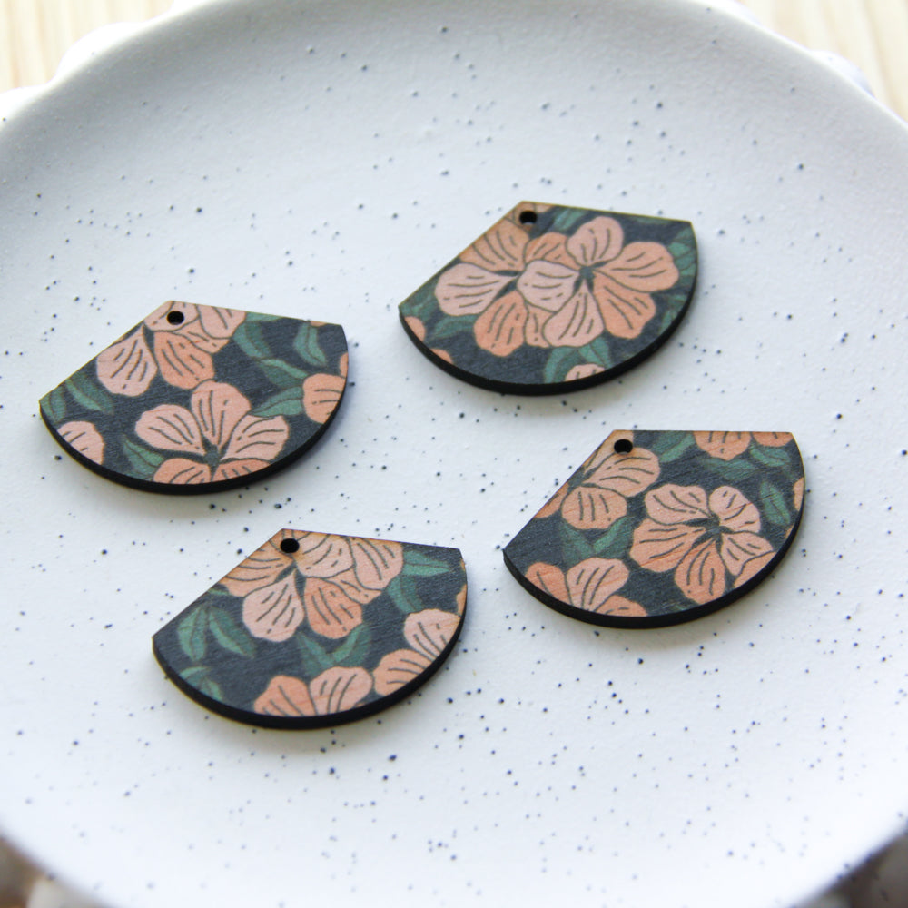 Fan Shape - 1 Hole - Natural Look Print in Australiana - 75