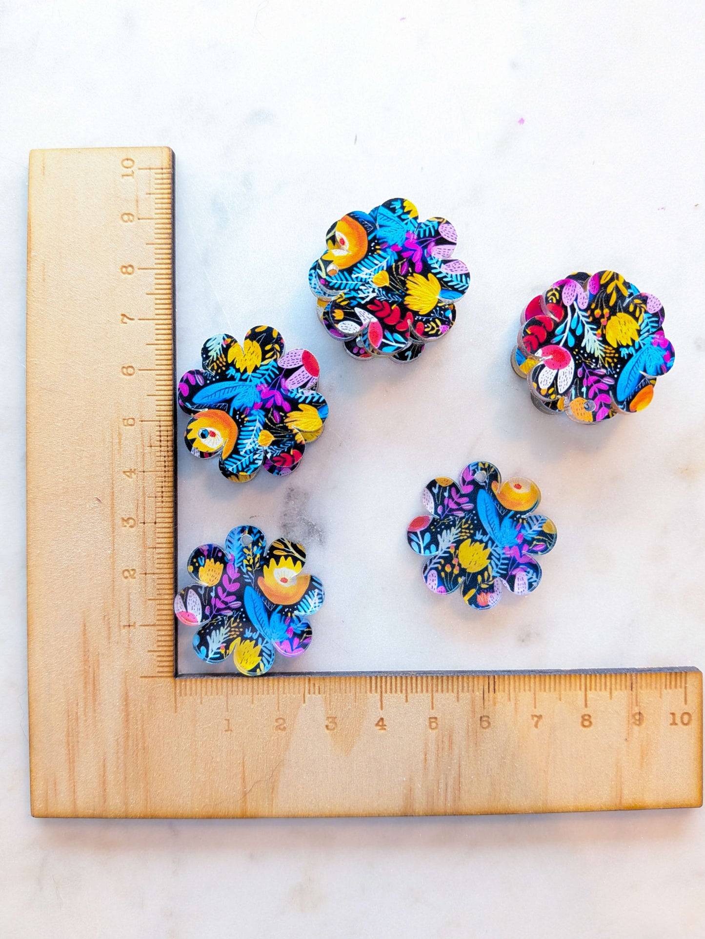 Clear Acrylic - 3cm Flower - Bold Floral - 79