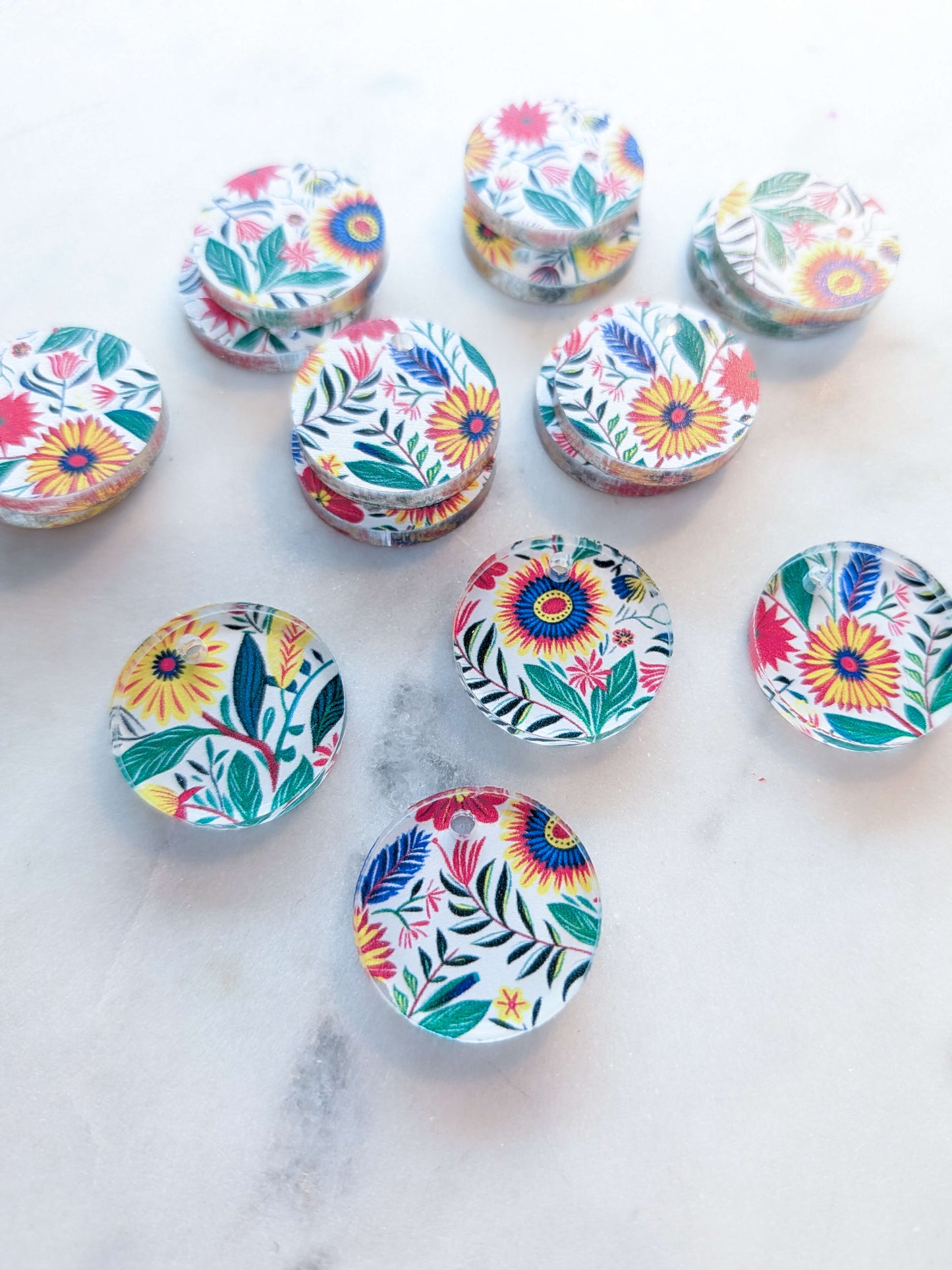 Clear Acrylic - 2cm Circle - 1 Hole - Mexican Floral - 16