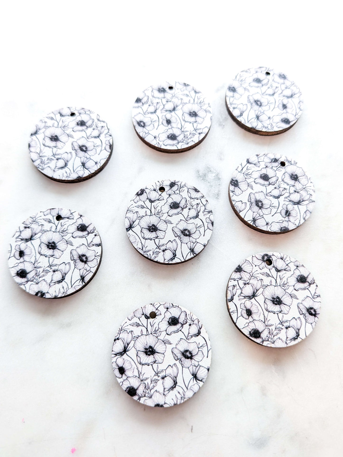 Wood - 3cm Circle - Blooms - 34