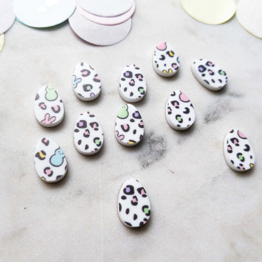 15mm - Egg - Studs - White Acrylic - Easter - 33