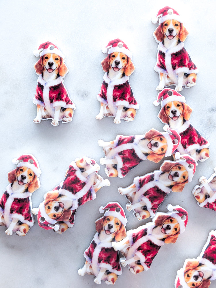 Christmas Beagle on White Acrylic - 35mm high - 1pair (2pcs)