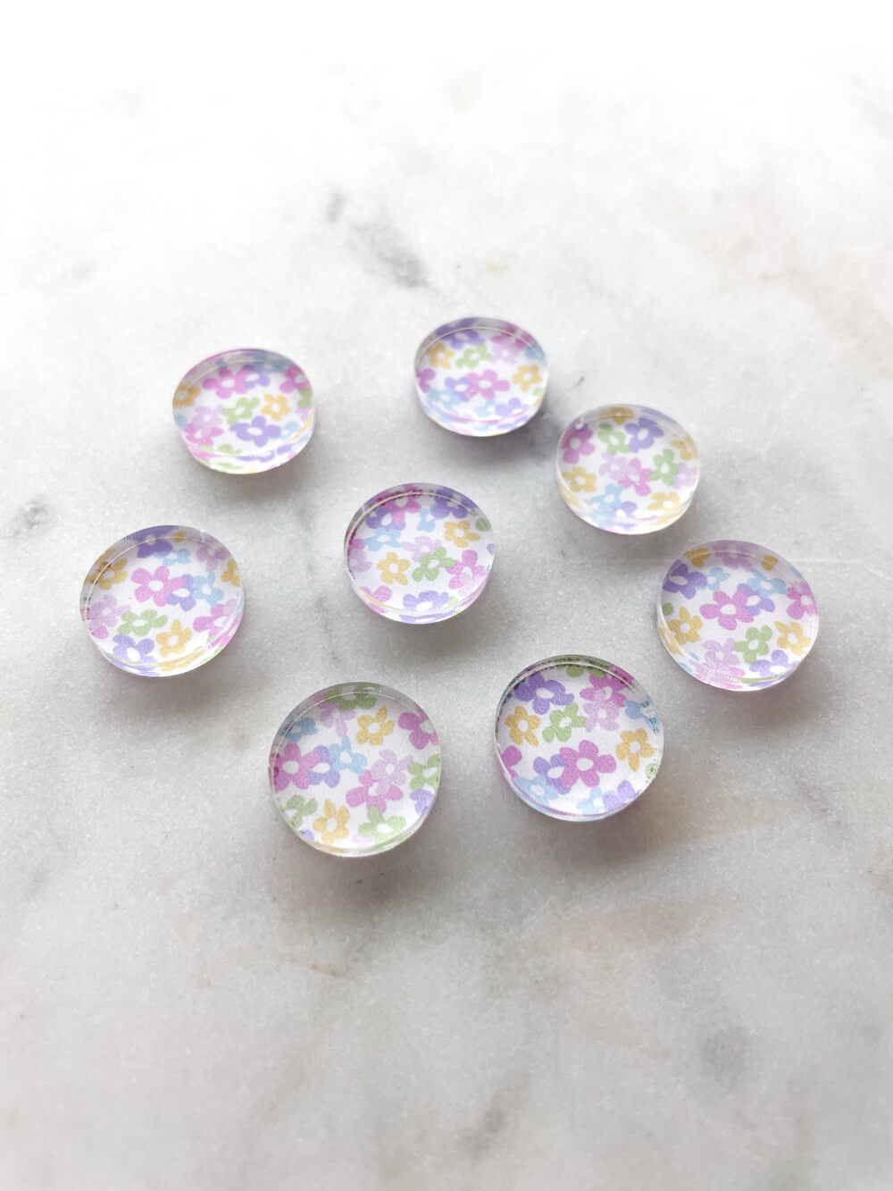 1.5cm Circle - Studs- Clear Acrylic - Pastels - 06