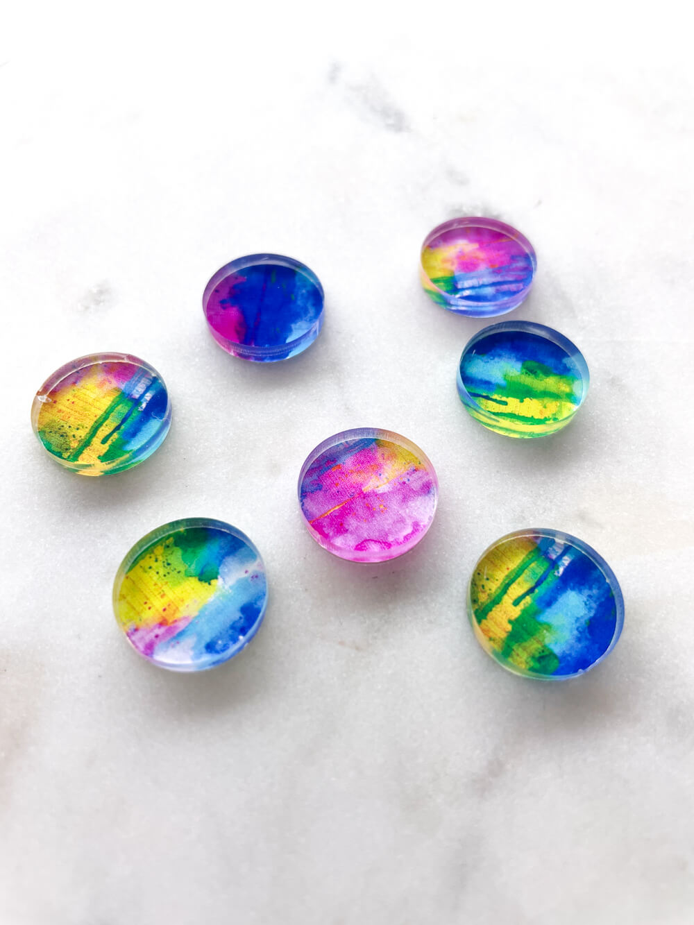 1.5cm Circle - Studs- Clear Acrylic - Neon Splash - 05