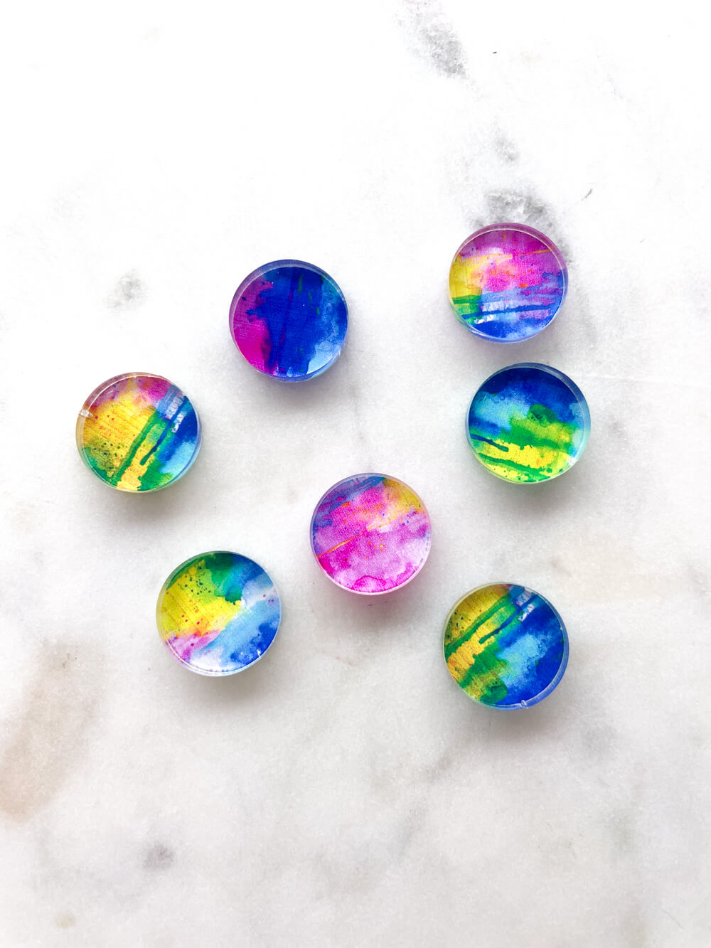 1.5cm Circle - Studs- Clear Acrylic - Neon Splash - 05