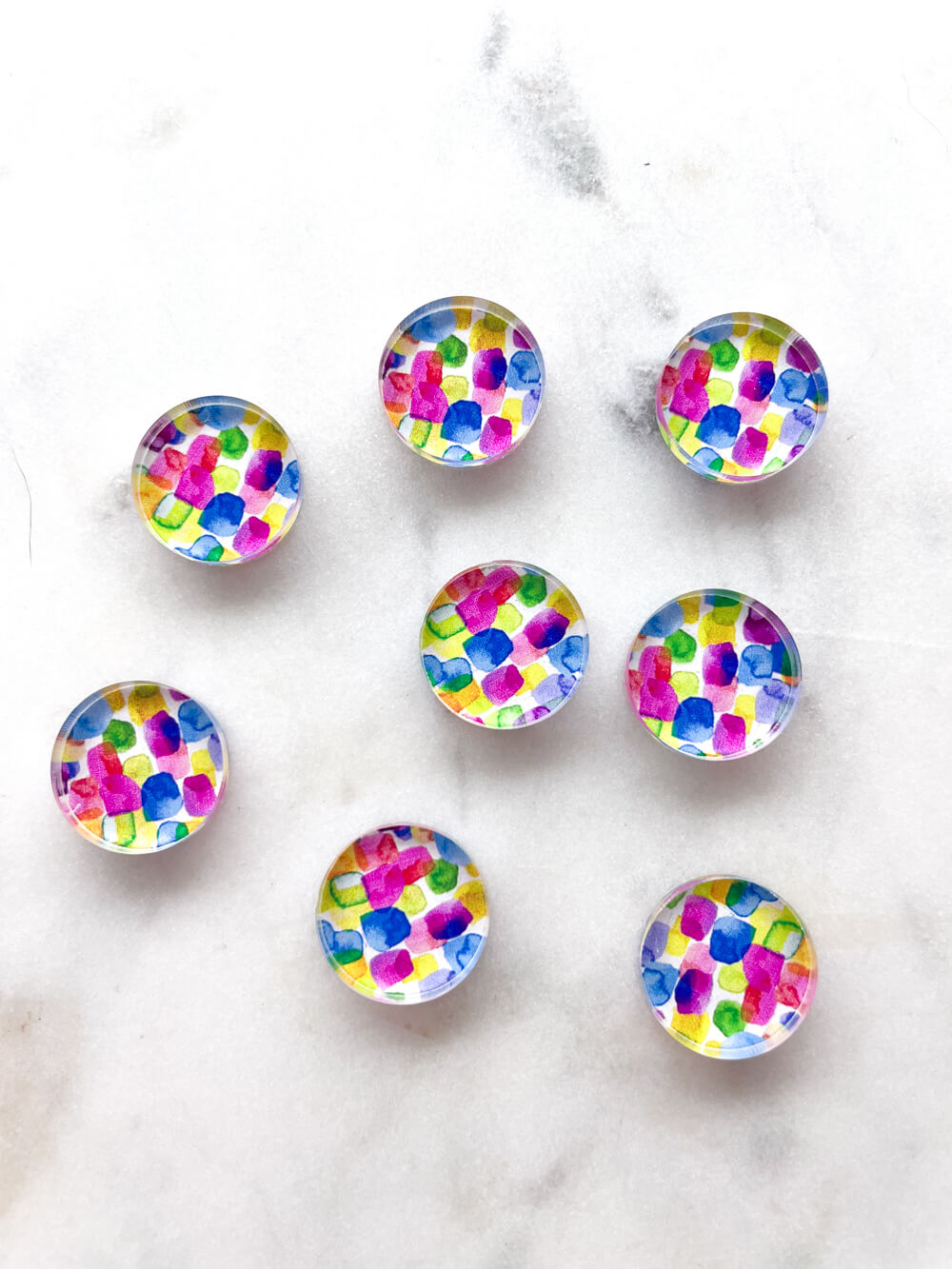 1.5cm Circle - Studs- Clear Acrylic - Watercolour - 73
