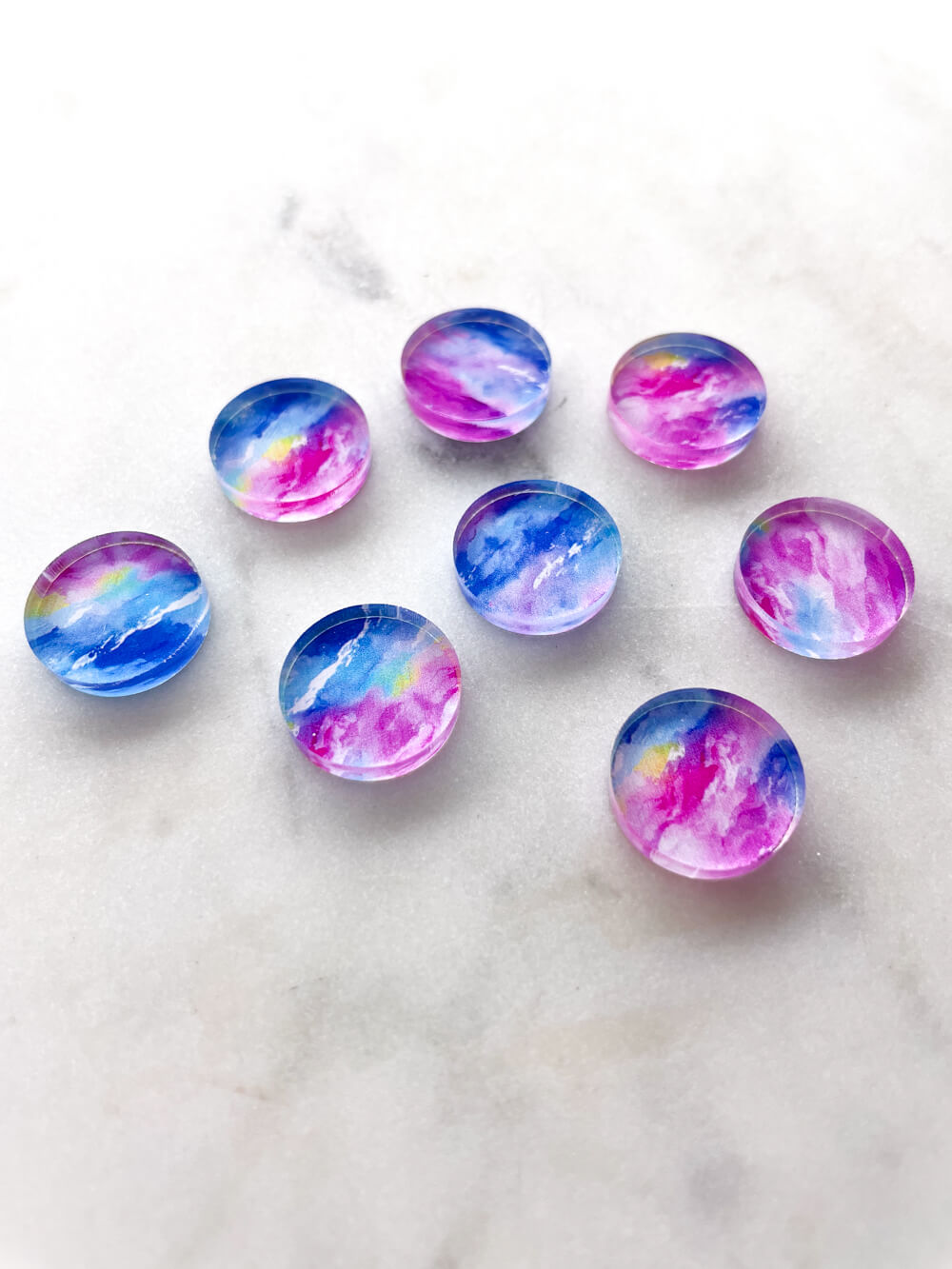 1.5cm Circle - Studs- Clear Acrylic - Neon Splash - 03