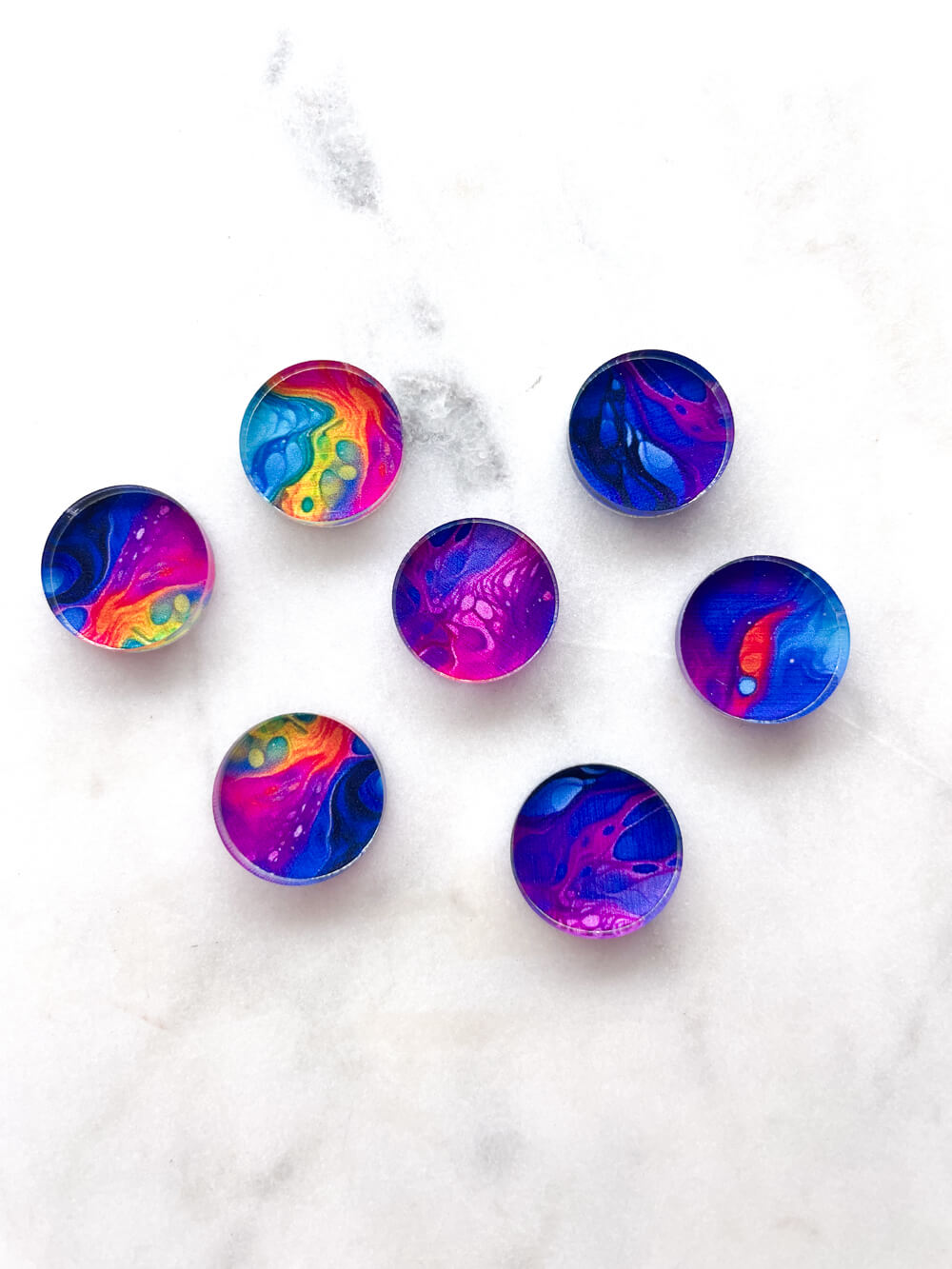 1.5cm Circle - Studs- Clear Acrylic - Alcohol Ink- 21