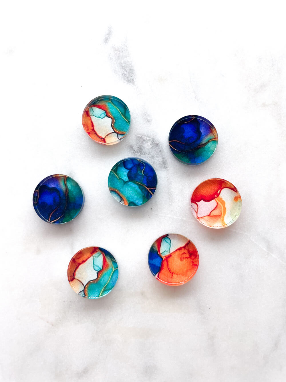 1.5cm Circle - Studs- Clear Acrylic - Alcohol Ink- 13