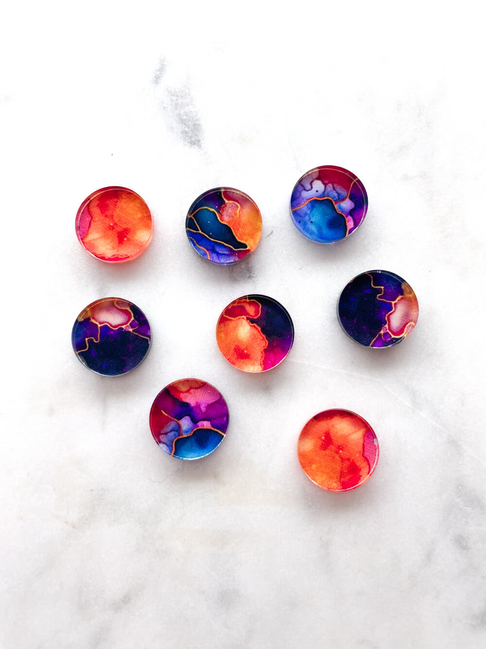 1.5cm Circle - Studs- Clear Acrylic - Alcohol Ink- 11