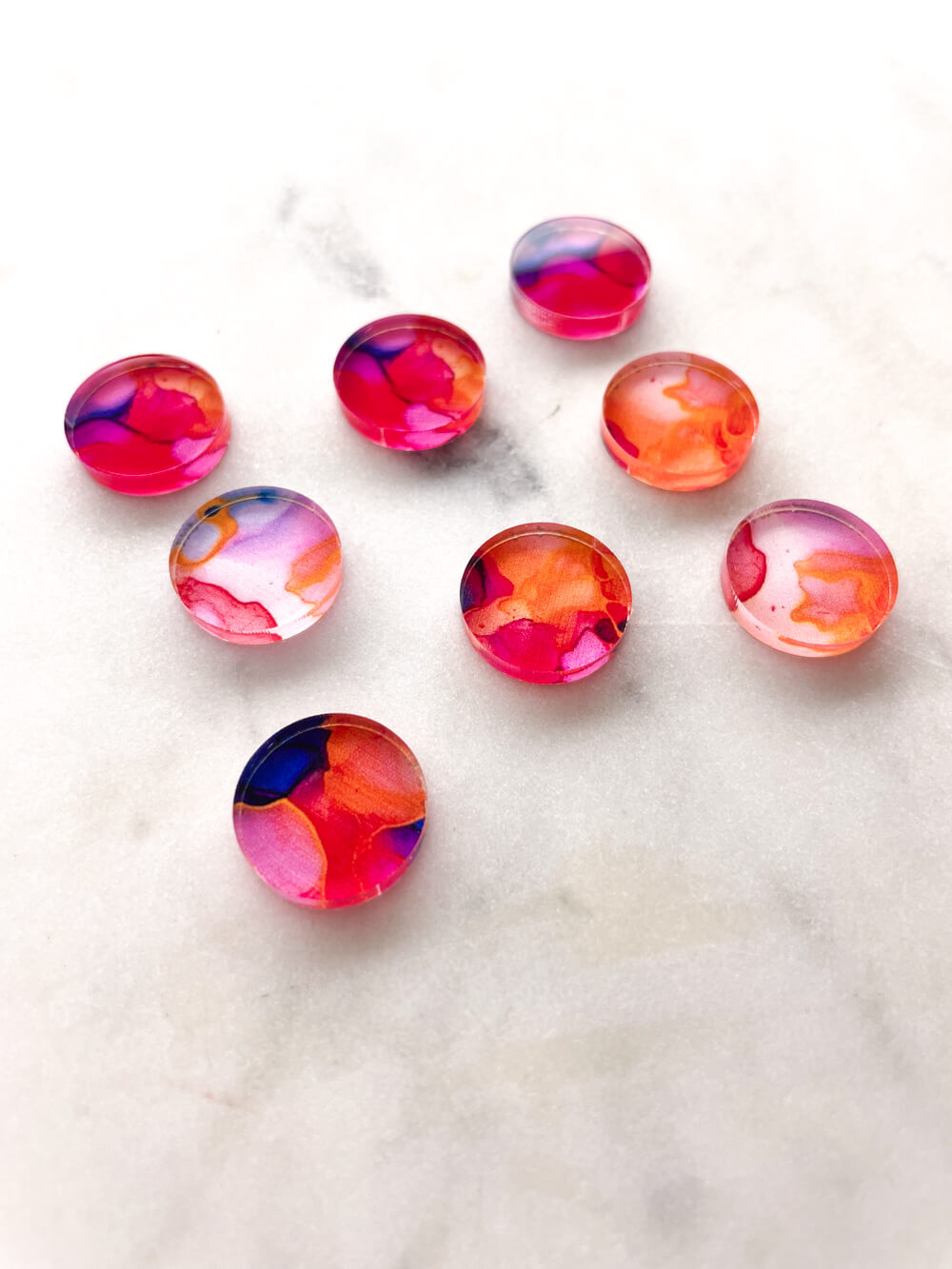 1.5cm Circle - Studs- Clear Acrylic - Alcohol Ink- 08