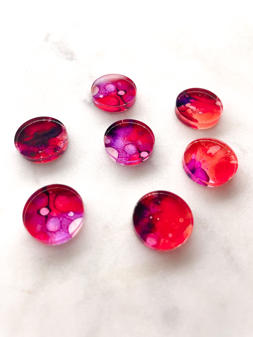 1.5cm Circle - Studs- Clear Acrylic - Alcohol Ink- 06