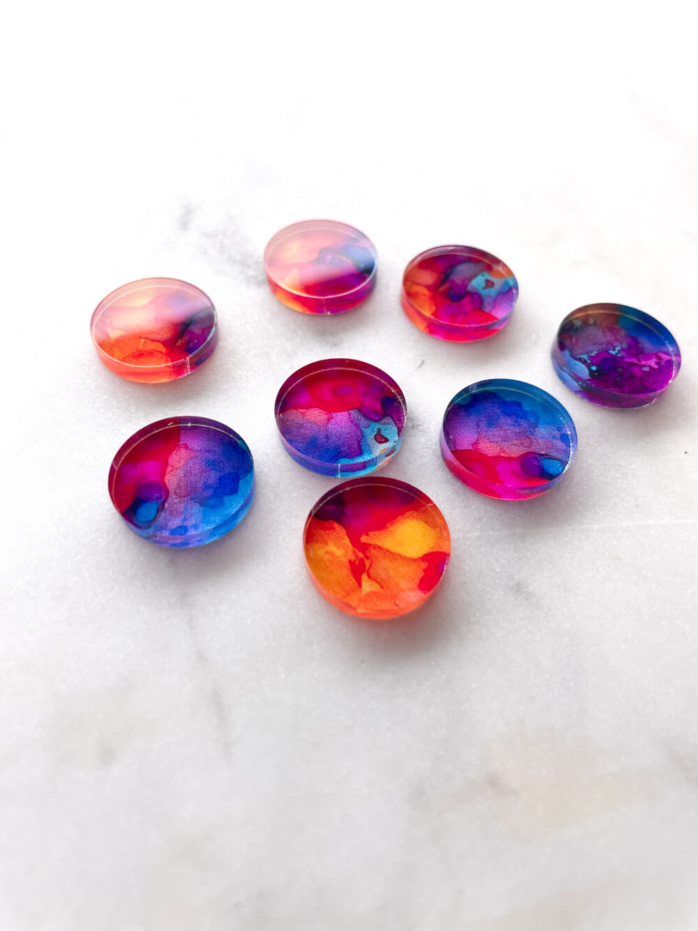 1.5cm Circle - Studs- Clear Acrylic - Alcohol Ink- 04