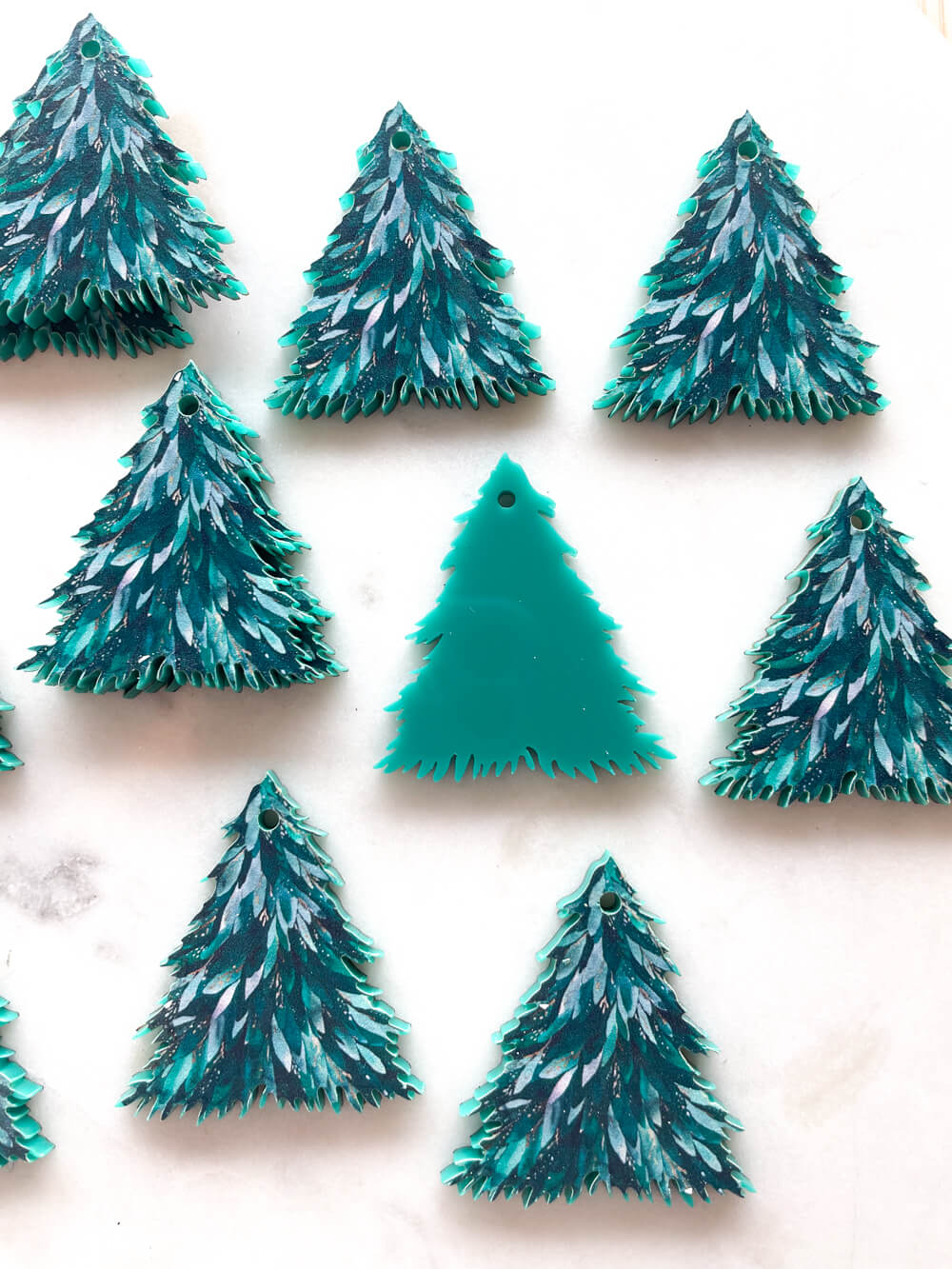 Large - Brushtroke Christmas Tree 4 on Deep Green Acrylic