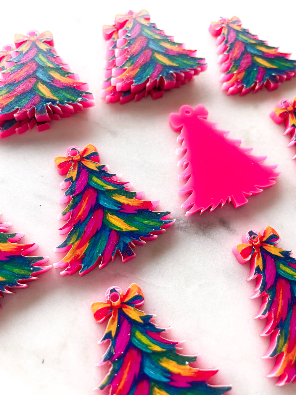 Large - Brushtroke Christmas Tree 12 on Bright Pink Acrylic