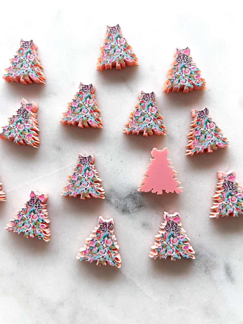 Studs - Brushstroke Christmas Tree 9 on Peach Acrylic