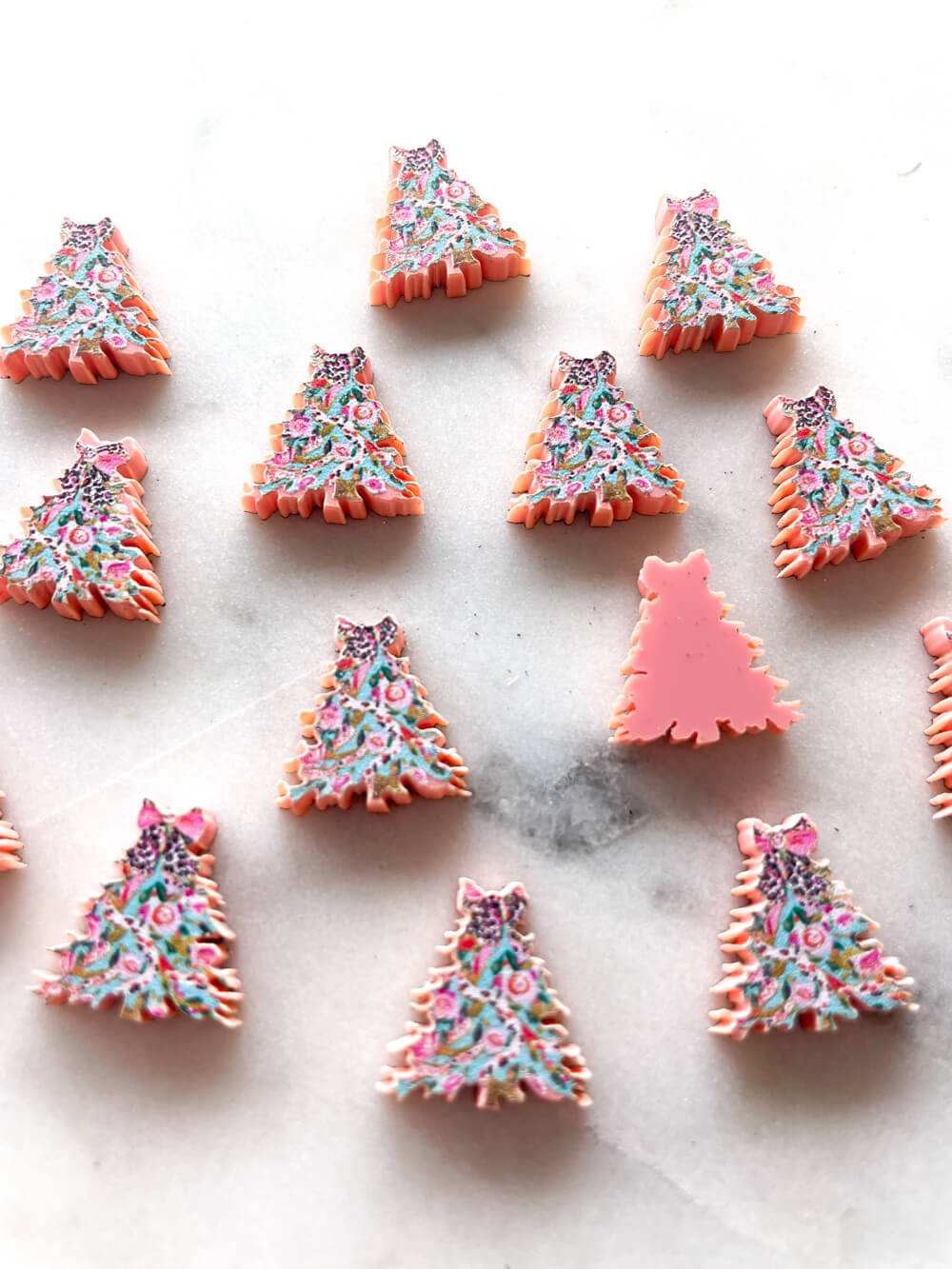 Studs - Brushstroke Christmas Tree 9 on Peach Acrylic