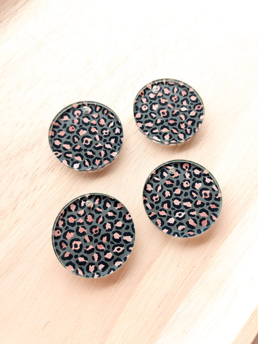 Clear Acrylic - 3cm Circle - 1 Hole - Leopard - 73