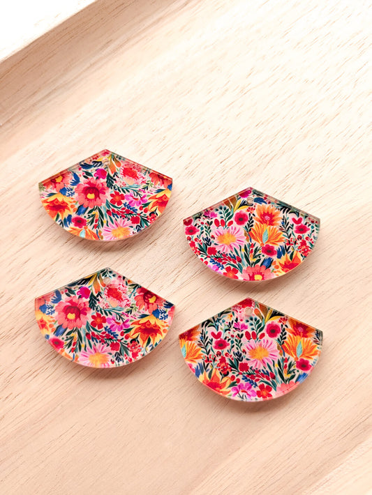 Clear Acrylic - 4cm Fan - 1 Hole - Bold Floral - 43