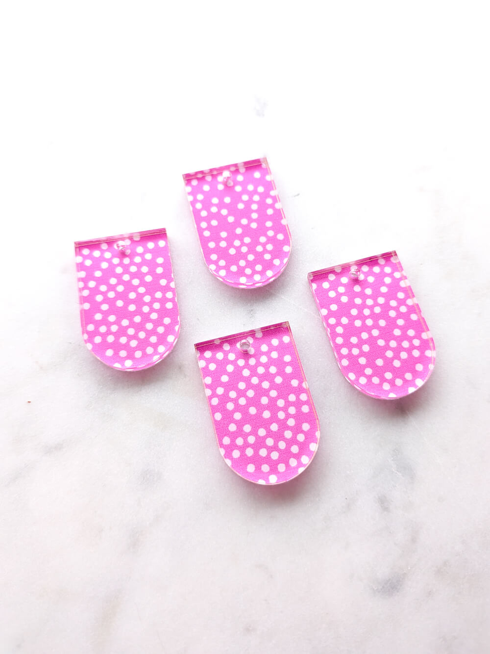 Clear Acrylic - 3cm Arch - 1 Hole - Spritz - 24