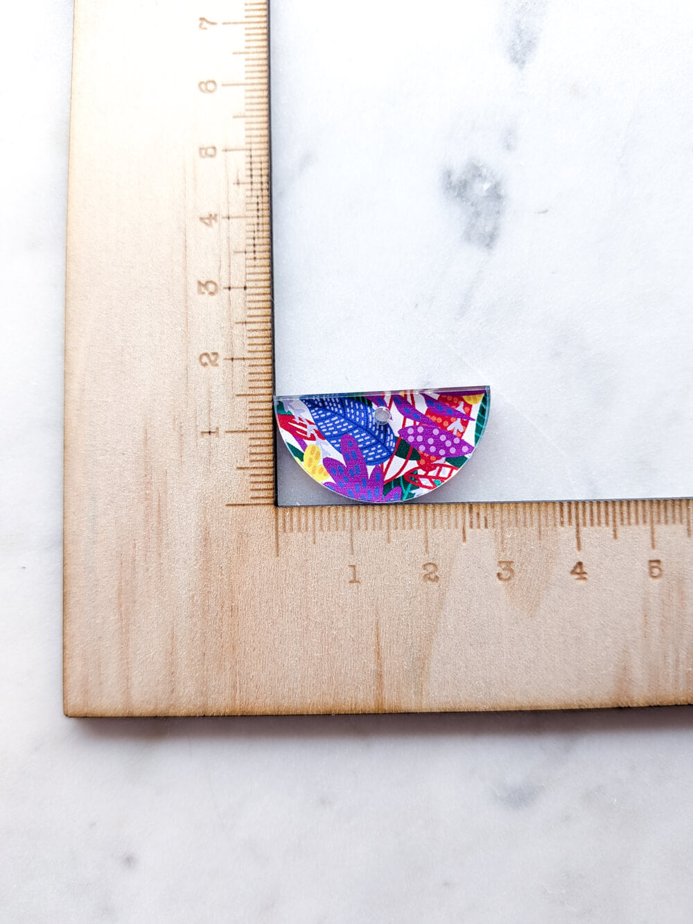 Clear Acrylic - 3cm Semi Circle - 1 Hole - Abstract Floral - 68