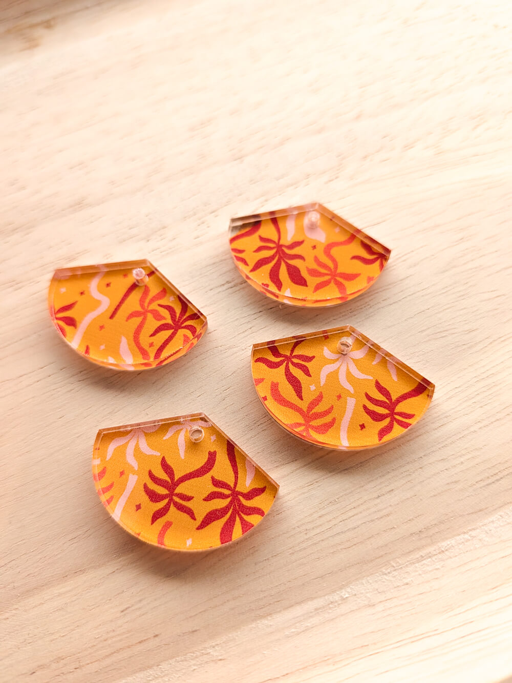 Clear Acrylic - 3cm Fan - 1 Hole - Australiana - 120